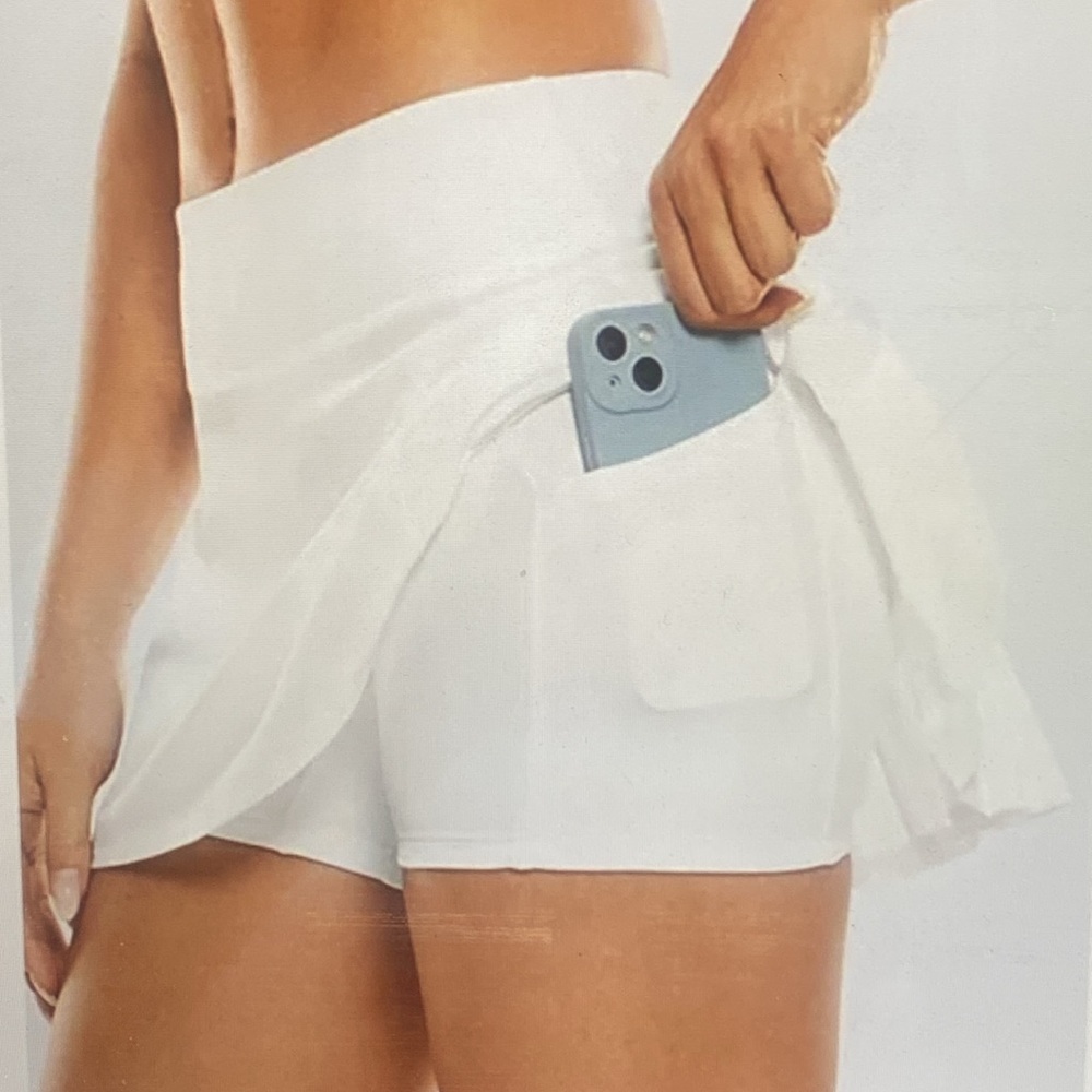 CRZ Yoga Sports Athletic Mini Skirt Skort Pleated Backside White Size Small